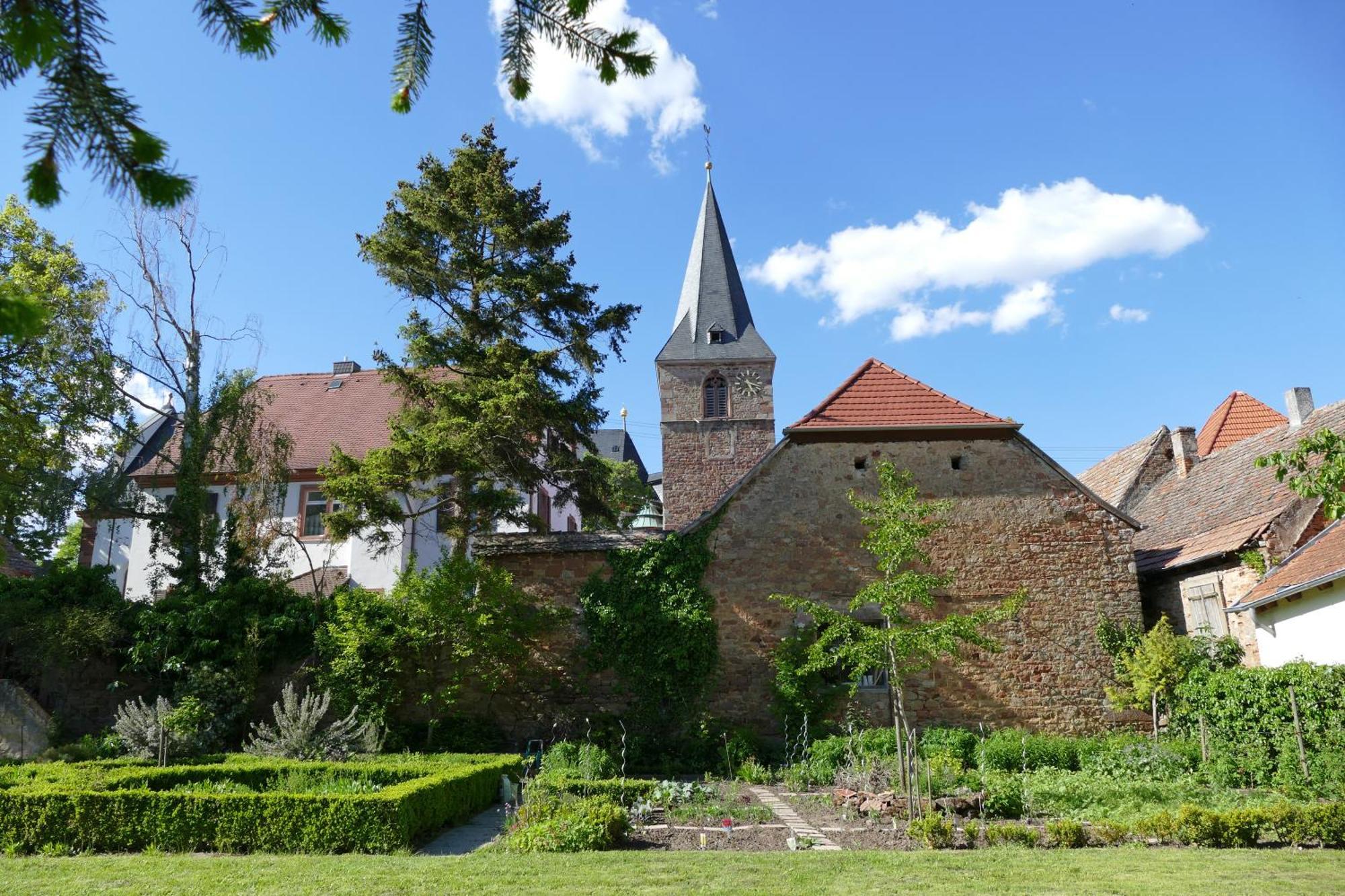 Hotel Garni Sebastian Kirrweiler  エクステリア 写真