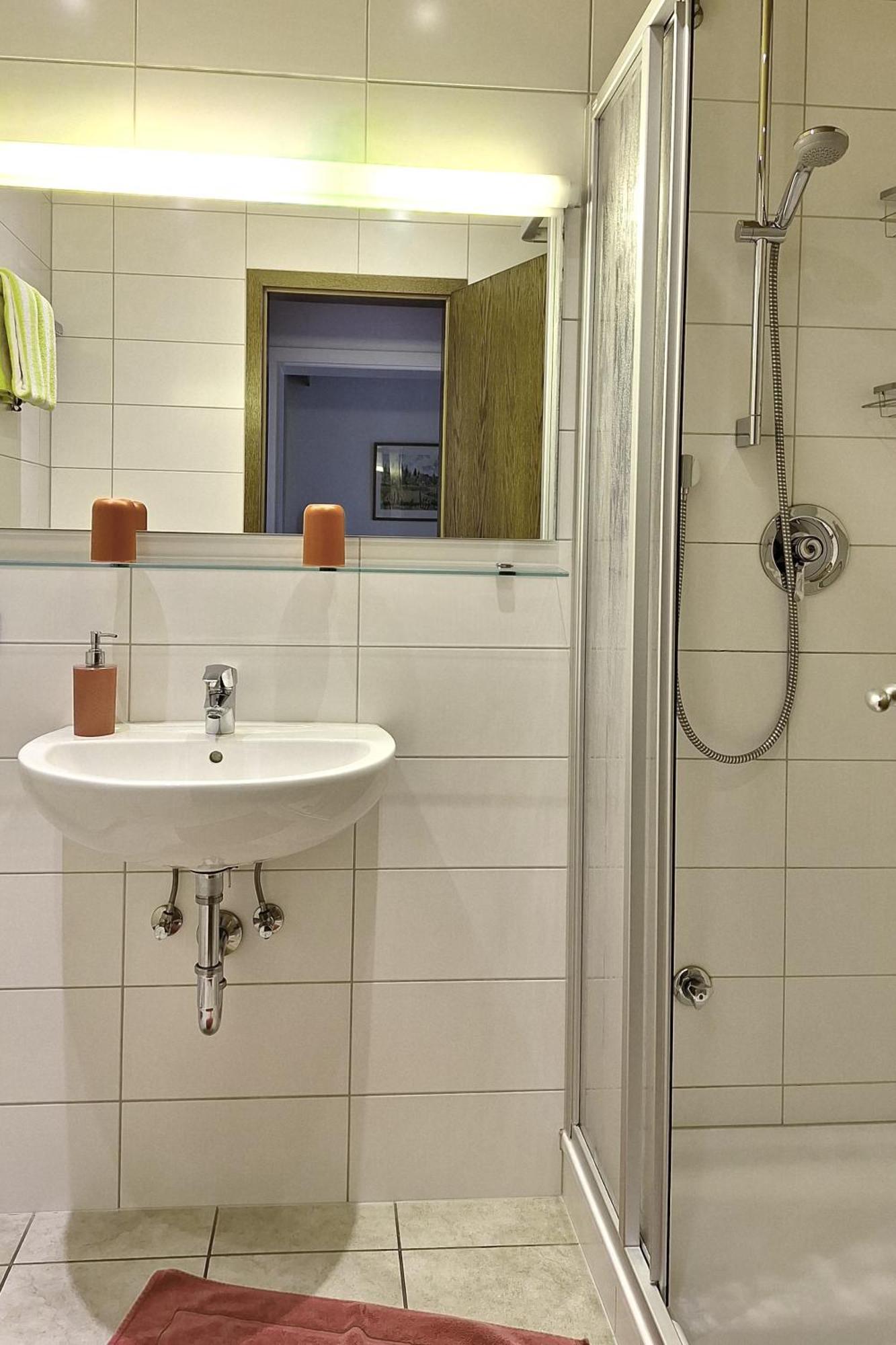 Hotel Garni Sebastian Kirrweiler  エクステリア 写真