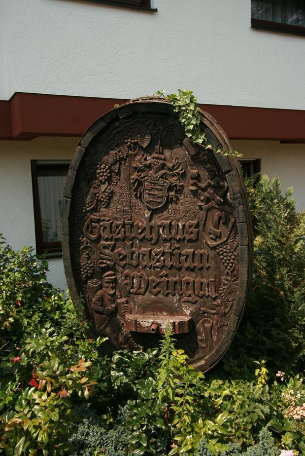 Hotel Garni Sebastian Kirrweiler  エクステリア 写真